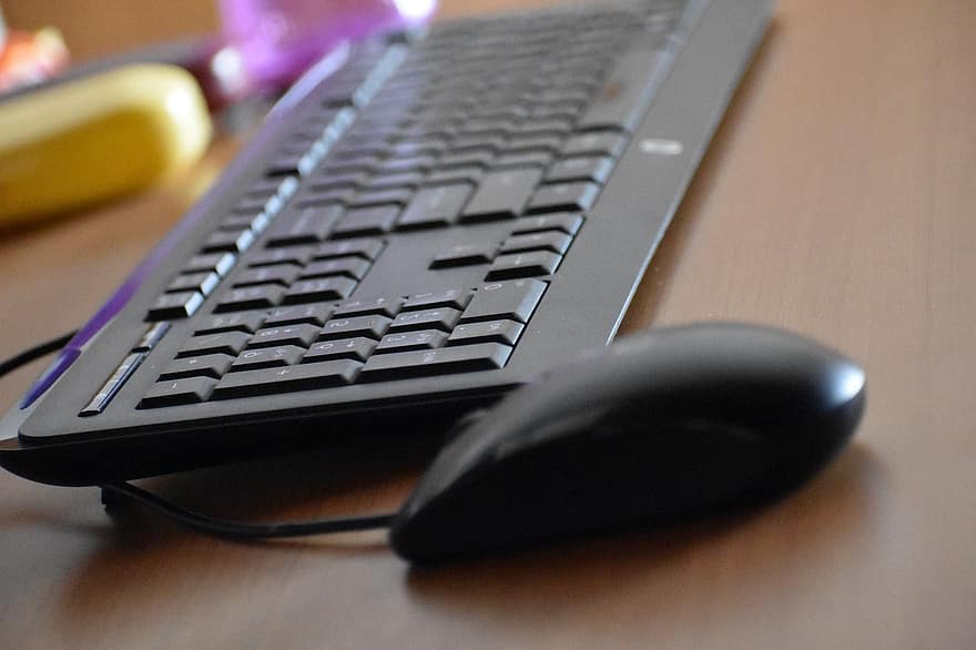 computadora, teclado, ratón, escritorio, lugar de trabajo