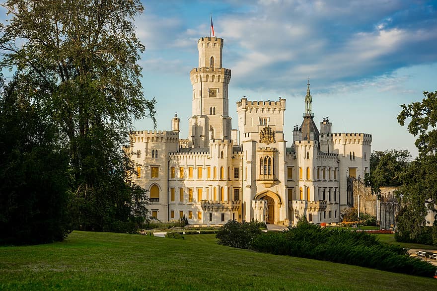 castillo, palacio, edificio, arquitectura, fachada, punto de referencia, atracción turística, destino, Hluboká, Republica checa, bohemia del sur