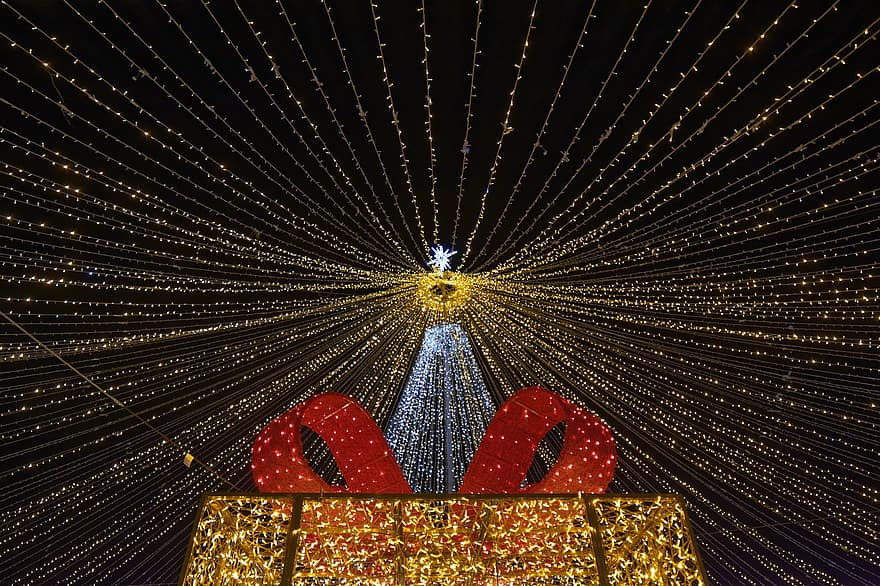 oświetlenie świąteczne, noc, czas świąt, Boże Narodzenie, Mój świąteczny sezon, Rumunia, świętować, wieczorem
