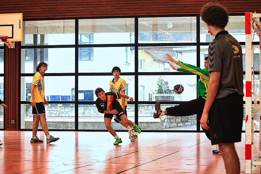 Handball, Spieler, Attacke, Aktion, Sport, Sportler, Mannschaft, Ausbildung, Handballverein, drinnen, Männer