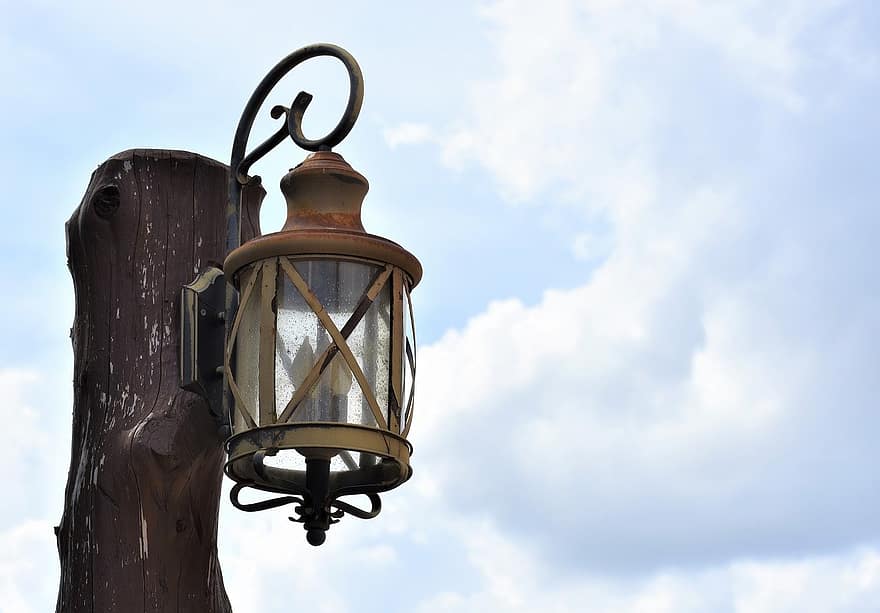 lamp, post, wijnoogst, lantaarn, elektrische lamp, oud, enkel object, metaal, oubollig, verlichtingsapparatuur, antiek