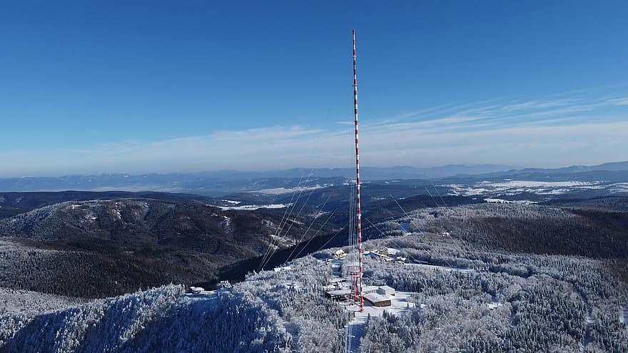 kremnica, slovakia, musim dingin, salju, pedesaan, tampak atas, pemandangan, alam, gunung, olahraga, biru