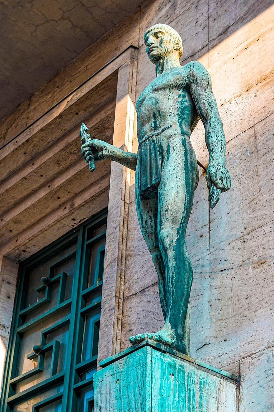 Statue, Gebäude, Budapest, Skulptur, Mann, verwittert, alt