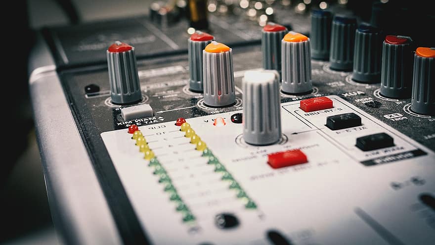 Mixer, Knobs, Meters, Toggles, Buttons