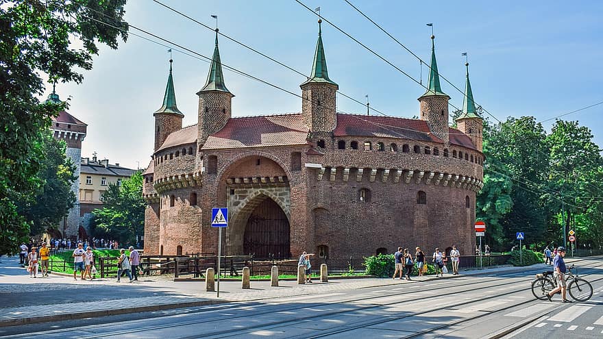 Barbacane de Cracovie, avant-poste, barbacane, fort, forteresse, architecture, médiéval, vieux, pierre, bâtiment, la tour