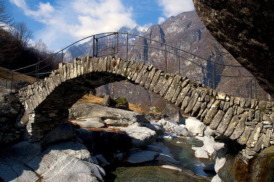 ponte, torrente, montagne, ponte di pietra, fiume, montagna, paesaggio, acqua, roccia, foresta, albero
