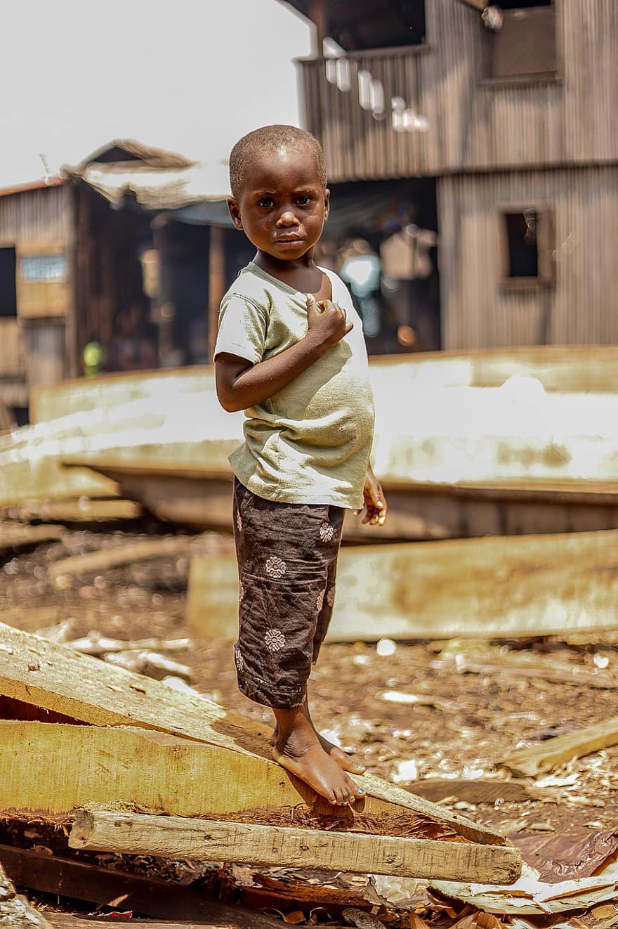 αγόρι, παιδί, Αφρική, ξυπόλυτος, Παιδική ηλικία, λυπημένος, φτώχεια