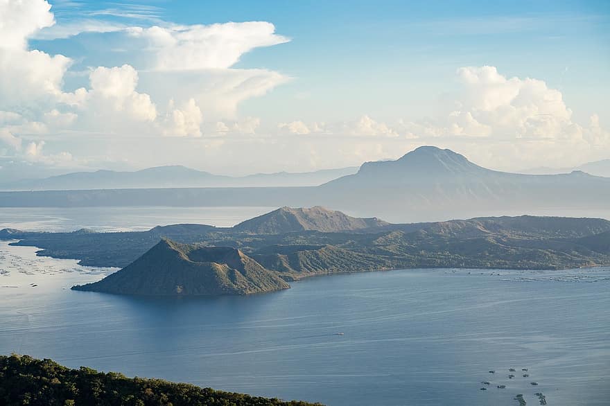 taal, volcán, lago, islas, caldera, cráter, volcán más pequeño, Binintiang Malaki, agua, azul, paisaje