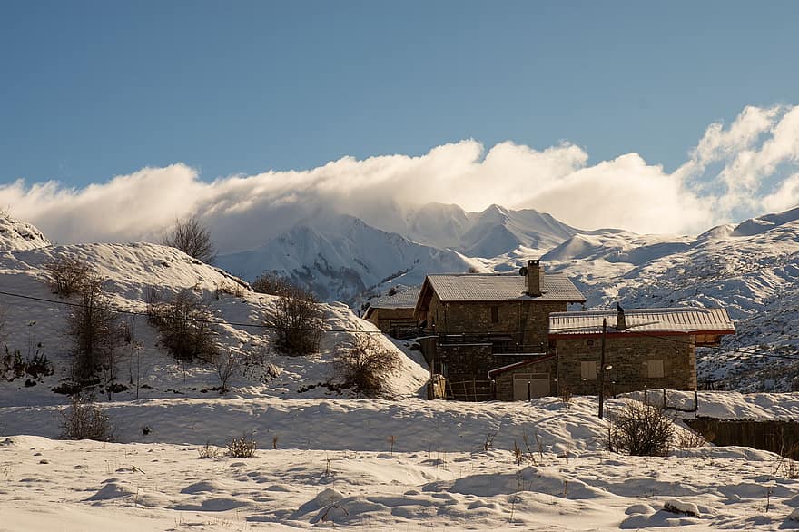 ภูเขา, หิมะ, บ้าน, กระท่อม, หมู่บ้าน, ฤดูหนาว, หนาว, ชนบท, เมฆ, Kastoria