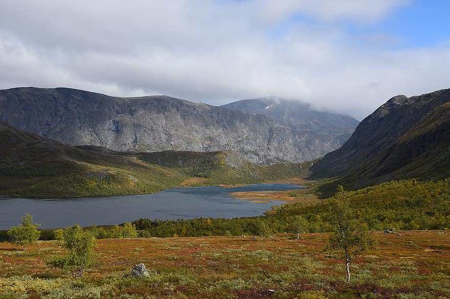 kalnai, ežeras, slėnyje, pobūdį, jotunheimen, Norvegijoje