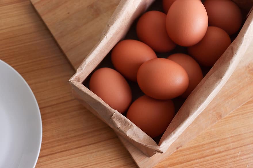 Ei, Zutaten, Eiweiß, organisch, Lebensmittel, Frische, Nahansicht, Karton, tierisches Ei, Holz, Eierkarton