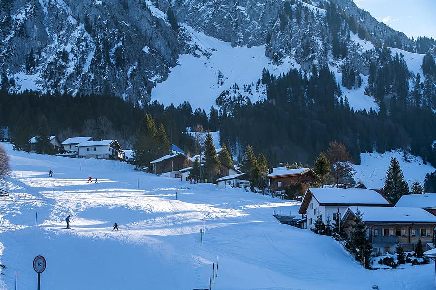 stå på ski, skråningen, vinter, snø, sport, rekreasjon, landsby, hus, trær, fjell, Alpene