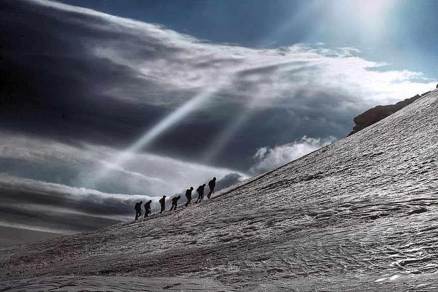Mountaineering, Mountaineers, Mountain, Climbers, Mountain Climbers, People, Line, Hoarfrost, Snowy Mountain, Snow, Clouds