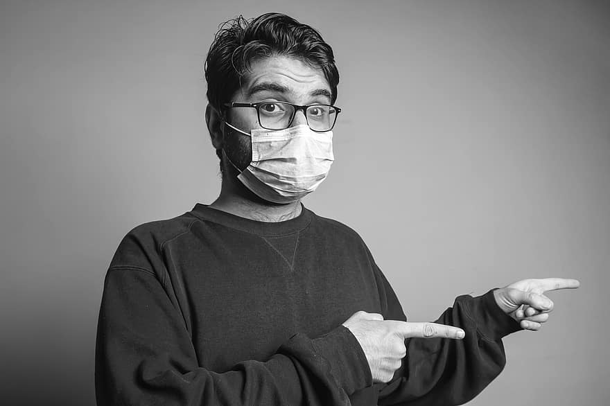людина, маска для обличчя, вказуючи, жест, жест рукою, окуляри, молодий чоловік, чоловічий, охорона здоров'я, хвороба, грип