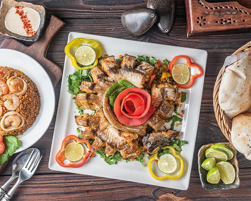saláta, tengeri étel, étkezés, arab élelmiszer, Egyesült Arab Emírségek élelmiszer, Sea Food Platter, Kuboos, ázsiai étel, ízletes, élelmiszer, hús