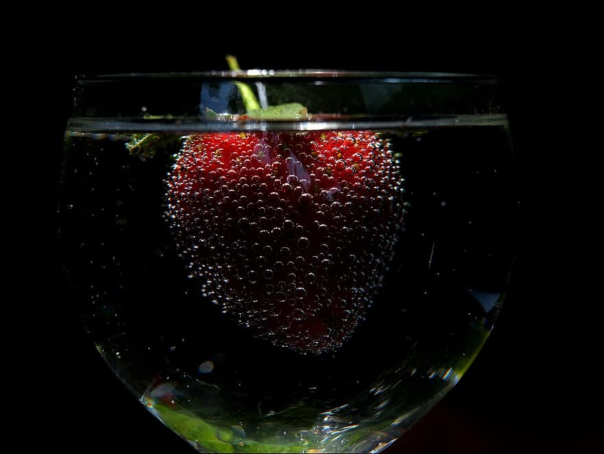 Strawberry, Water, Glass, Bubbles, Fruit, Underwater, Food, Organic, Dark