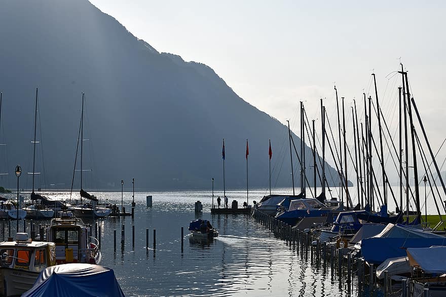 Brunnen, Elveţia, port, barci, lac, doc, apă, Barci cu panza, reflecţie