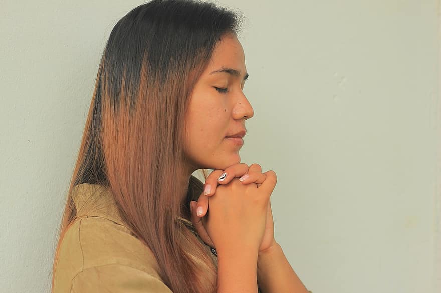 žena, modlí se, Bůh, Ježíš, khmer, víra, kostel