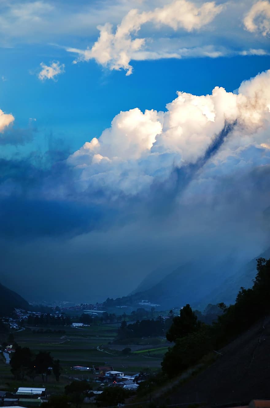 Clouds, Sky, Valley, Cumulonimbus, Environment, Blue, Air