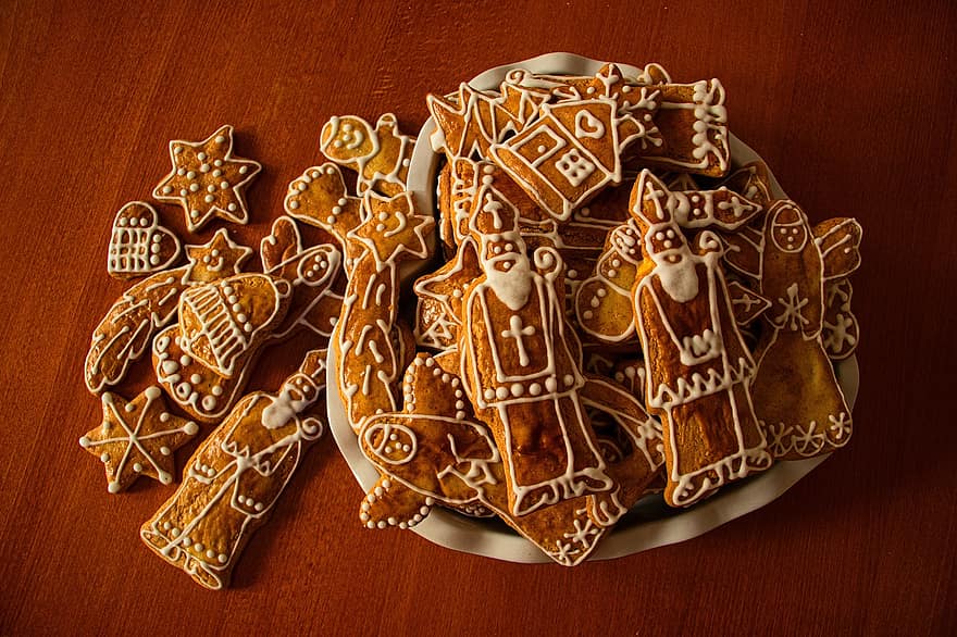 Gingerbread, Cookies, Christmas, Priest, Bishop, Star, Biscuit, Food, Homemade, Baked Goods