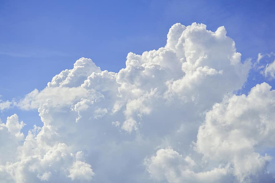 pilviä, taivas, kumpupilvi, pyöreitä pilviä, pörröiset pilvet, valkoiset pilvet, sinitaivas, skyscape, luonto, cloudscape, tausta