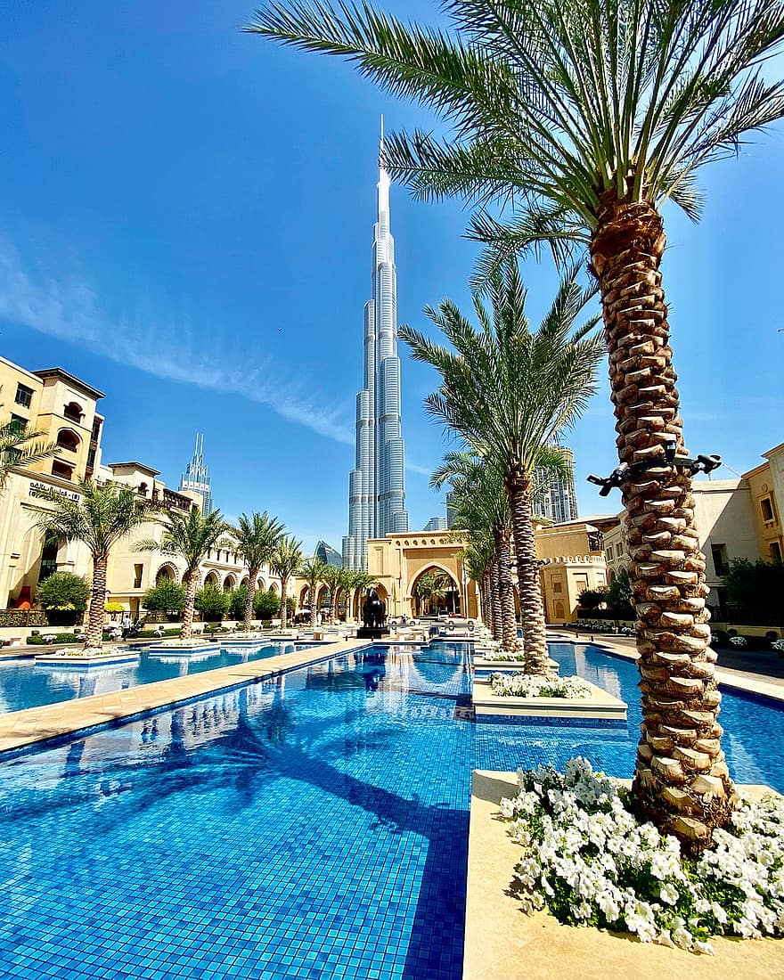 برج خليفة ، دبي ، الفندق ، هندسة معمارية ، شجرة النخيل ، فخم. ترف ، ماء ، أزرق ، حمام السباحة ، المبنى الخارجي ، الصيف