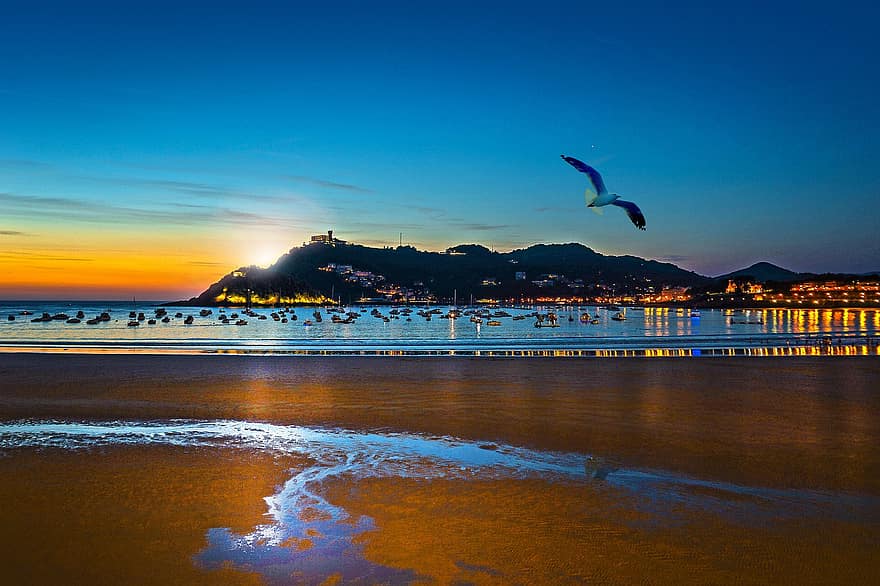 Donostia, baai, zonsondergang, panorama, strand, kust, oceaan, eiland, stad-, stad, lichten