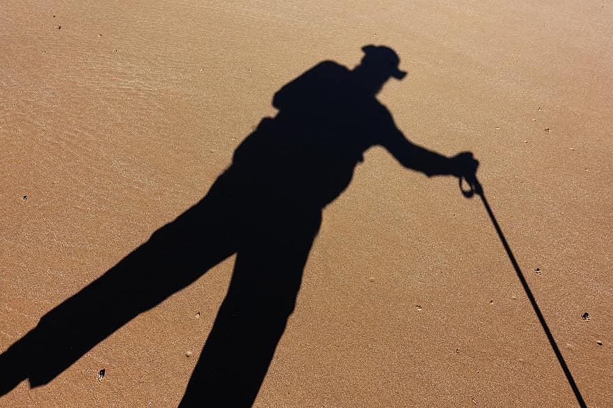 sombra, hombre, playa, arena, paso, emigrar, caminata, apoyarse, palo