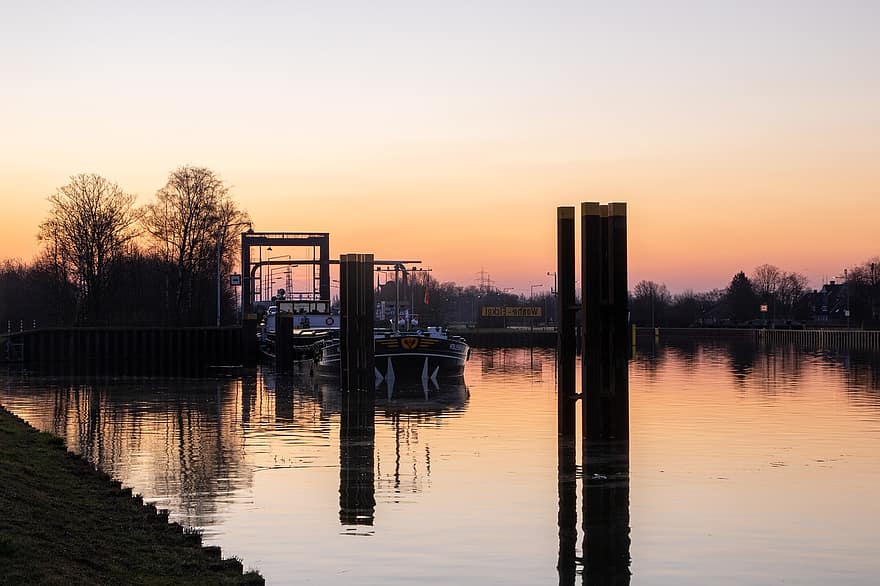 posta de sol, via fluvial, Canal Rin-Herne, bloqueig, Ruta d'enviament, vaixells, sol, vespre, aigua, reflexió, sortida del sol