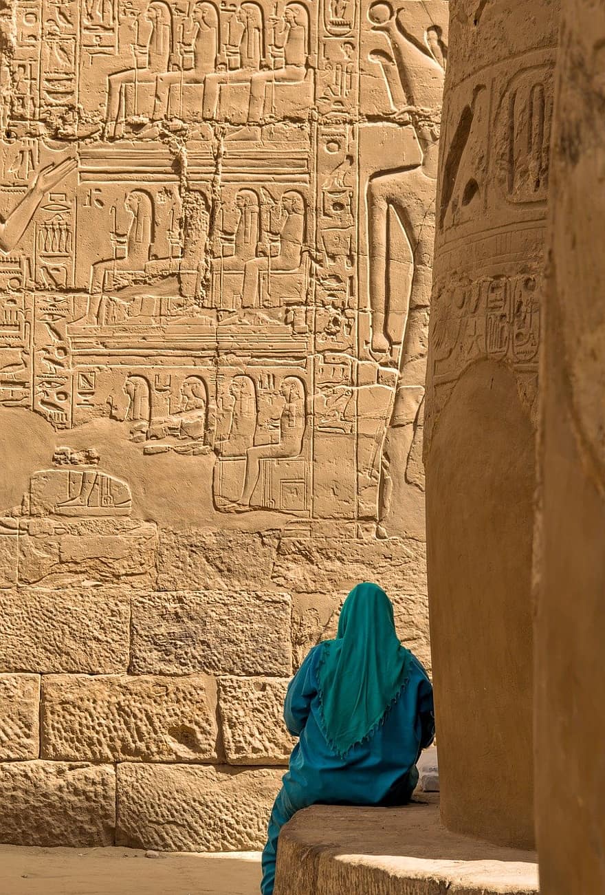 Temple, Hieroglyphs, Woman, Characters, Muslim, Karnak Temple, Archaeology, Sightseeing, Egypt, Story, Karnak