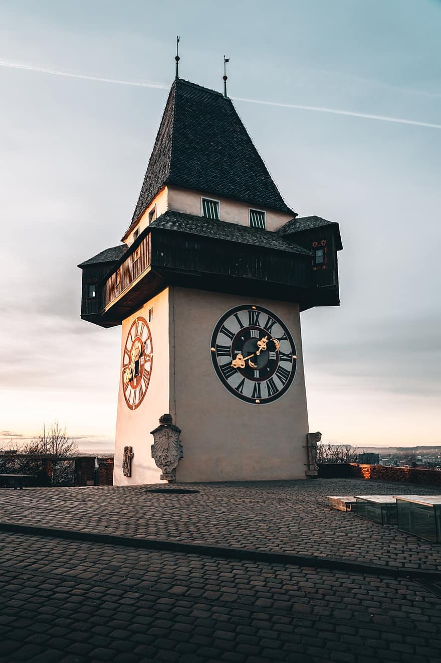 Uhrturm, Torre del Reloj, edificio, arquitectura, ciudad, torre, punto de referencia, paisaje, invierno, frío, al aire libre