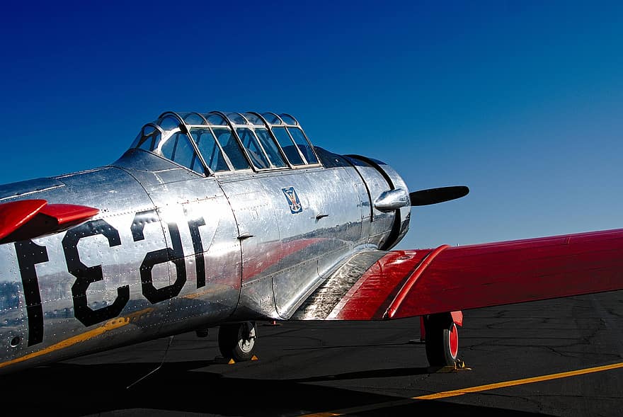 Airport, Aircraft, Old, Historically, Flying, Propeller, Propeller Plane, Flight, Aviation, Wing, North American T-6