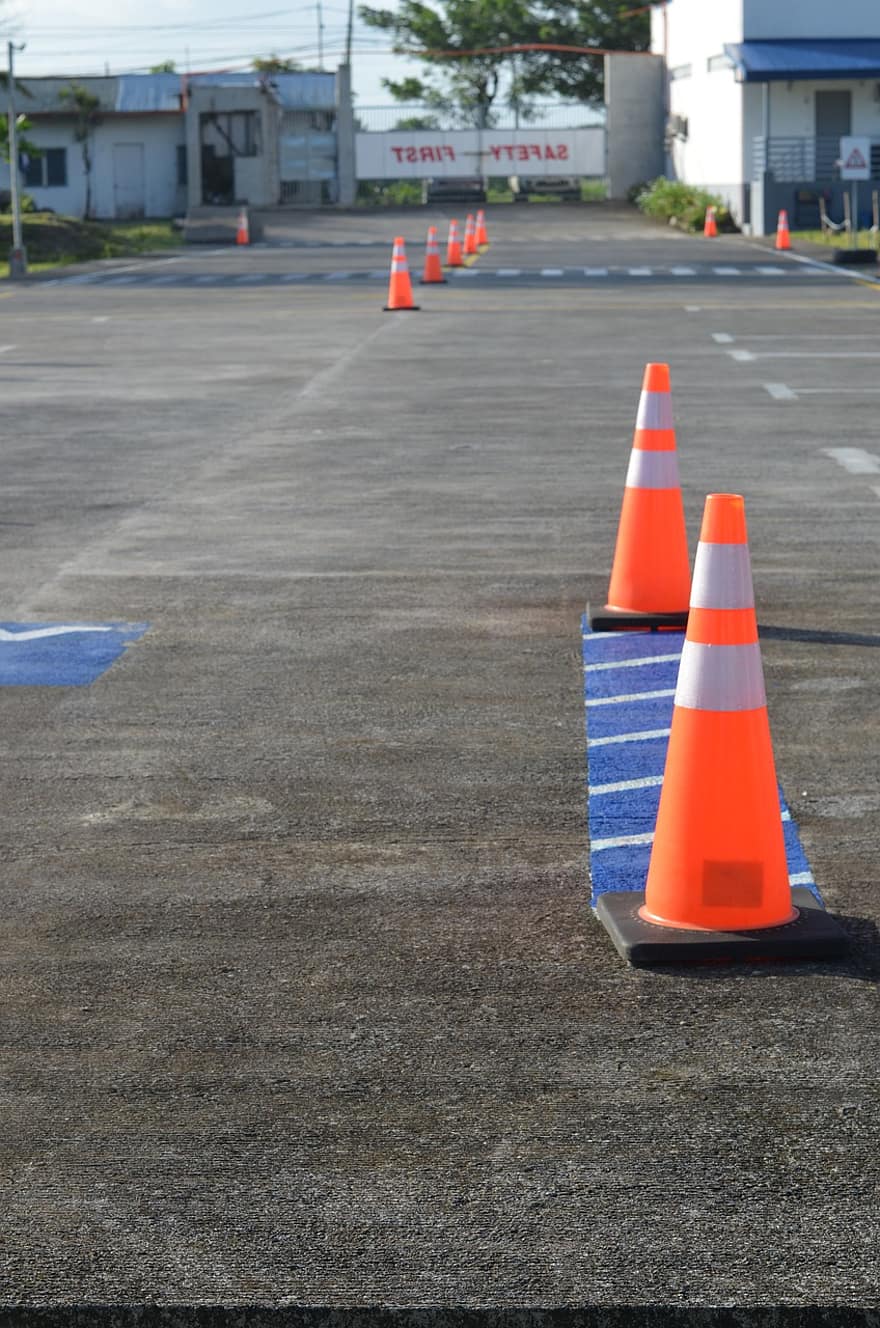 Traffic Cone, Road, Driving School, Asphalt, Road Marking, Road Cone, Warning Cone, Safety, Road Track, Test Track, traffic