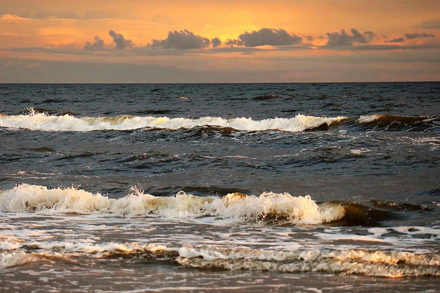 Meer, die Wellen, Himmel, west, Abend, Abstandshalter, Strand, seelandschaft, Landschaft, Wolken, Entspannung