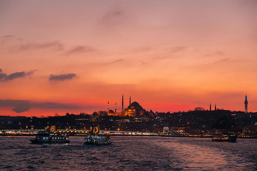 Bosphorus, ช่องแคบอิสตันบูล, ไก่งวง, พระอาทิตย์ตกดิน, เมือง, กลางคืน, ทะเล, ตอนเย็น, เส้นขอบฟ้า, ภูมิประเทศ, ท่าเรือ