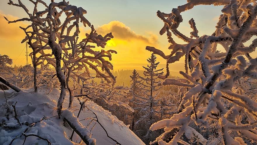 Горы Фихтель, зима, лес, снег, зимний пейзаж, заход солнца, деревья, природа