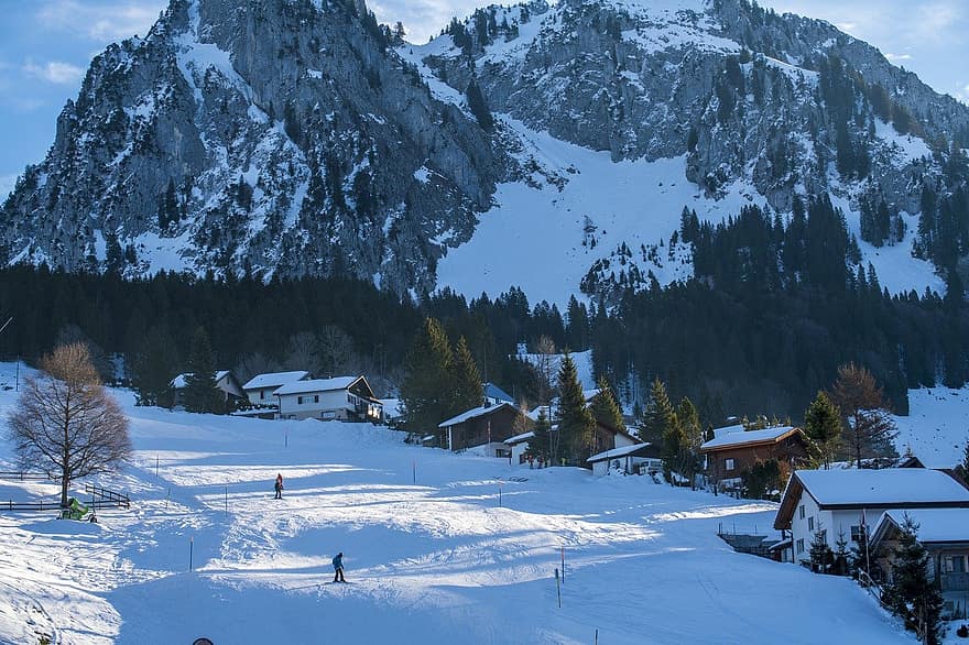 Szwajcaria, zimowy, Alpy, Brunni Kanton Schwyz, drzewo, domy, śnieg, niebo, Natura, Góra, sport