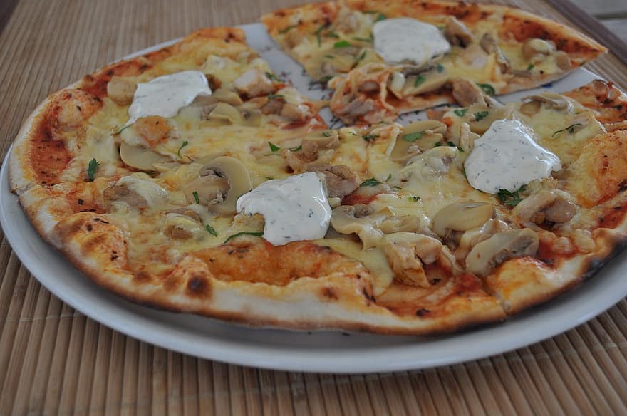 Pizza, jamur, mengiris, piring, makan, hidangan, makanan, nutrisi