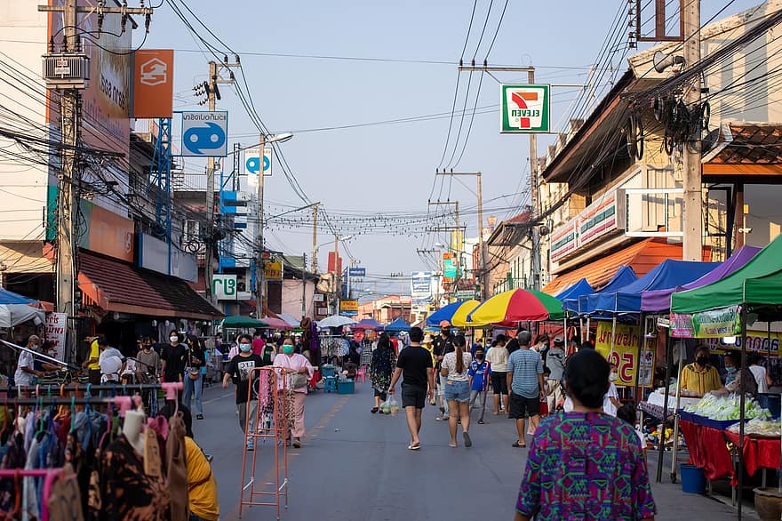 Азия, улица, город, повседневная жизнь, толпа людей, Чиангмай, Уокинг-стрит в Чиангмае, фестиваль, ориентир, рынок, культуры