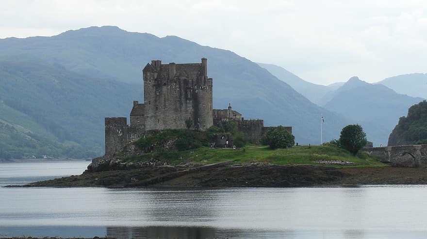 Castle, Lake, Eileen Donald Castle, Historical, Clouds, Water, Weather, Storm, Wind, Vacations, architecture