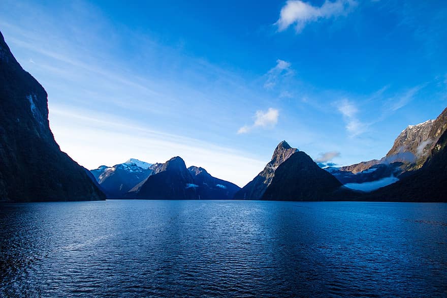 bergen, fjord, milford ljud, natur, vinter-, vatten, Nya Zeeland, södra ön, fiordland nationalpark, snötäckta berg, miter topp