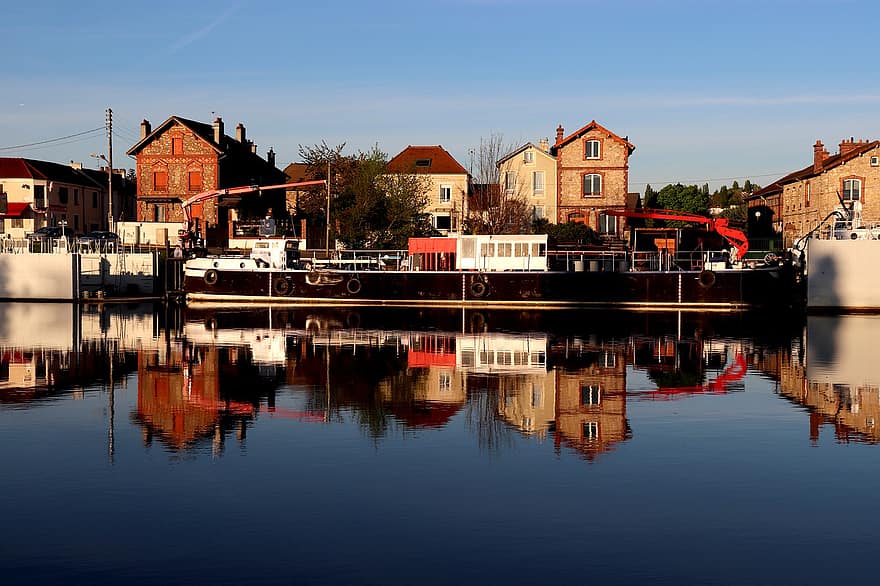 Peniche, Boats, River, Town, Transport, Reflection, Houses, Urban Landscape, Oise, France, Port