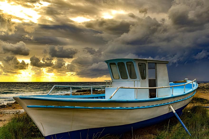 Boat, Grounded, Sea, Sunset, Afternoon, Sunlight, Seashore, Beach, Nature, Sky, Clouds