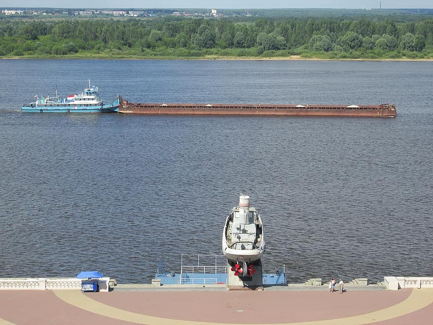 река, Волга, товарен кораб, кораб, транспорт, вода, вътрешен воден транспорт, трафик, транспорт на стоки, доставка, тежкотоварни