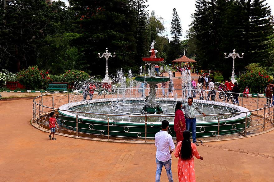 парк, фонтан, на открито, пътуване, лято, шега, хора, традиционен фестивал, култури, тълпа, празненство
