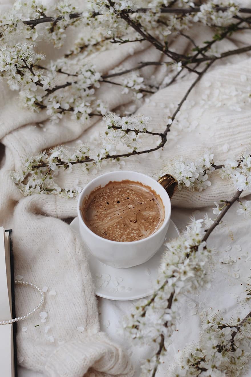 kávé, tavaszi, virágok, reggel, ital, asztal, virág, hőség, hőmérséklet, közelkép, frissesség