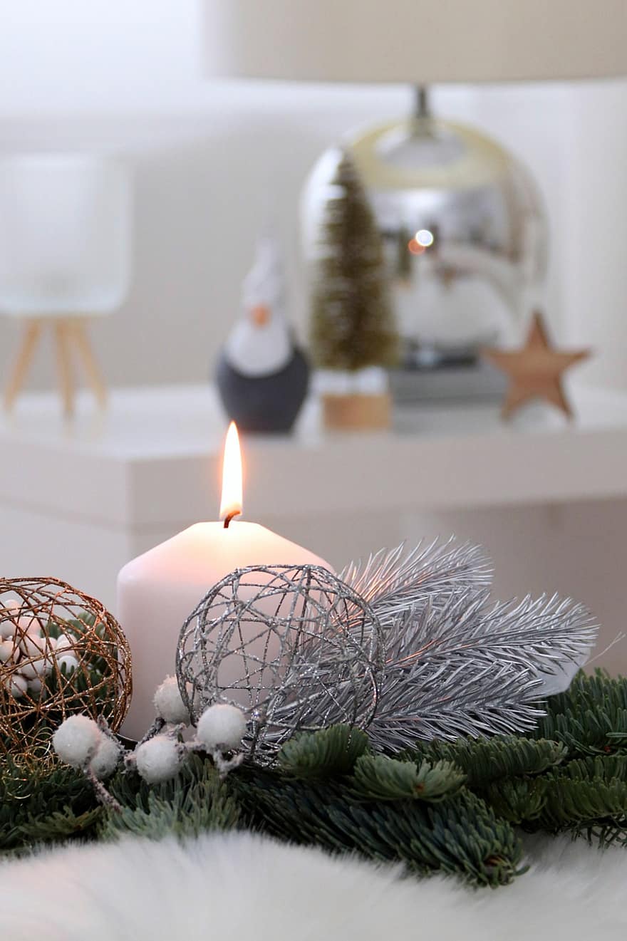 svíčka, plamen, adventní věnec, příchod, bílá svíčka, světlo svíček, ozdoby, Vánoce, dekorace, výzdoba