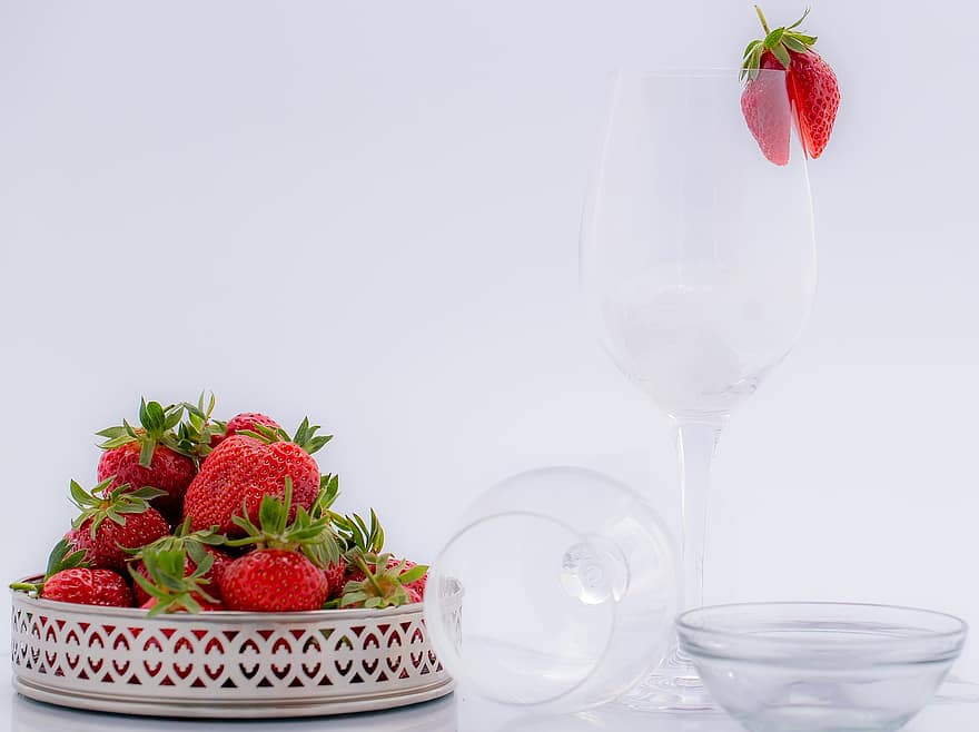 Strawberries, Fruits, Glass, Food, Berries, Sweet, Delicious, Ripe, Juicy, Organic, Dessert