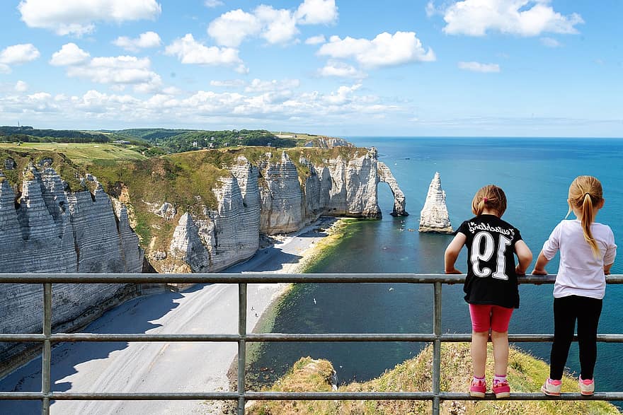 Children, Adventure, Globe-trotters, Cliff, Girls, Sisters, Nature, Travel, Holiday, Exploration, France