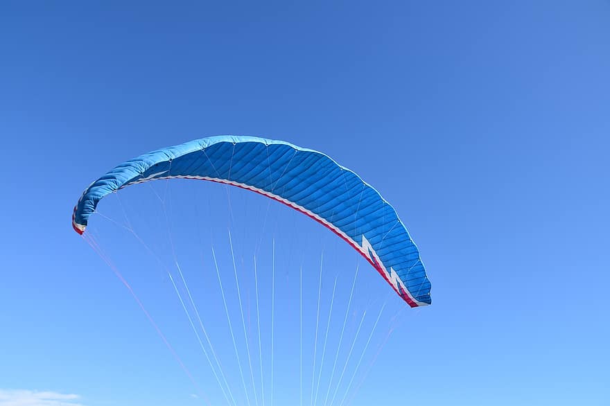 paraglider vleugel, paraglider, vliegtuig, vlieg, lijnen, blauw zeilen, lucht, blauwe lucht, sport, natuur, warmte-